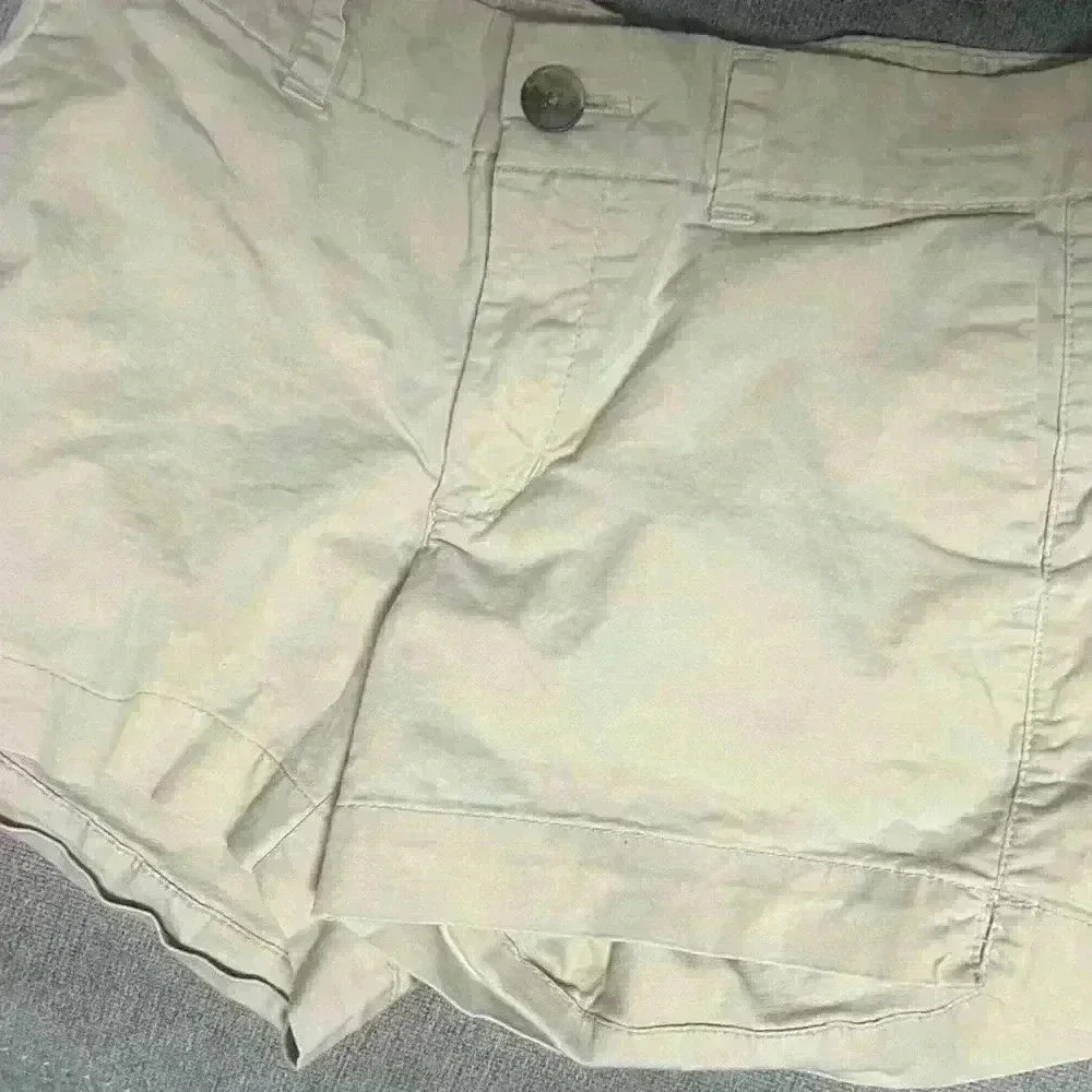 Relaxed Mid-Rise Everyday Shorts 🩳 - Picture 6 of 6